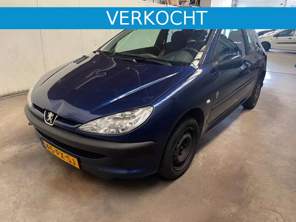 Peugeot 206 1.4 3DRS NETTE 206 JAAR APK RIJDT SCHAKELT PERFECT..