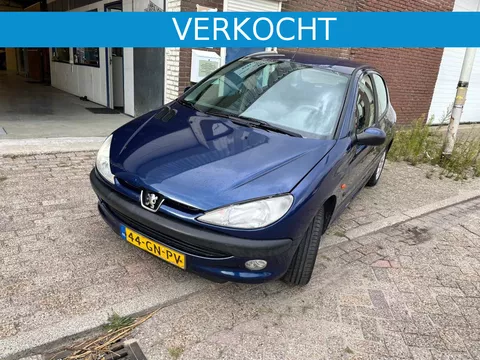 Peugeot 206 1.4 5DRS NETTE 206 AIRCO&amp;APK RIJDT SCHAKELD PERFECT..