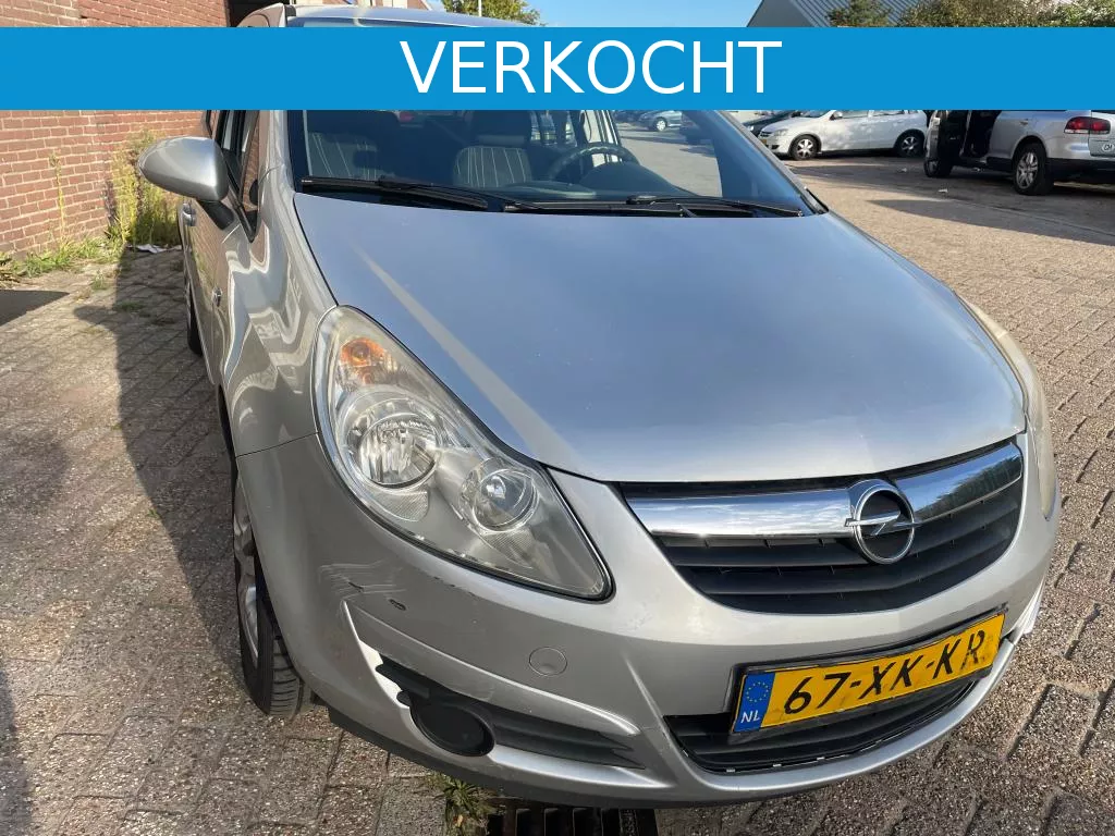 Opel Corsa 1.2-16V Essentia CORSA AIRCO&amp;APK
