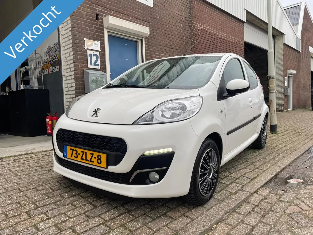 Peugeot 107 Sportium 1.0 NETTE 107 JAAR APK&amp;AIRCO&amp;DAG VERLICHTING