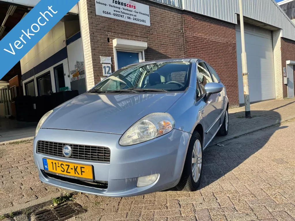 Fiat Grande Punto 1.4 Edizione Blue &amp; Me JAAR APK&amp;AIRCO&amp;LAGE KM