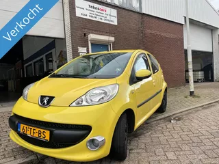Peugeot 107 1.0-12V XS