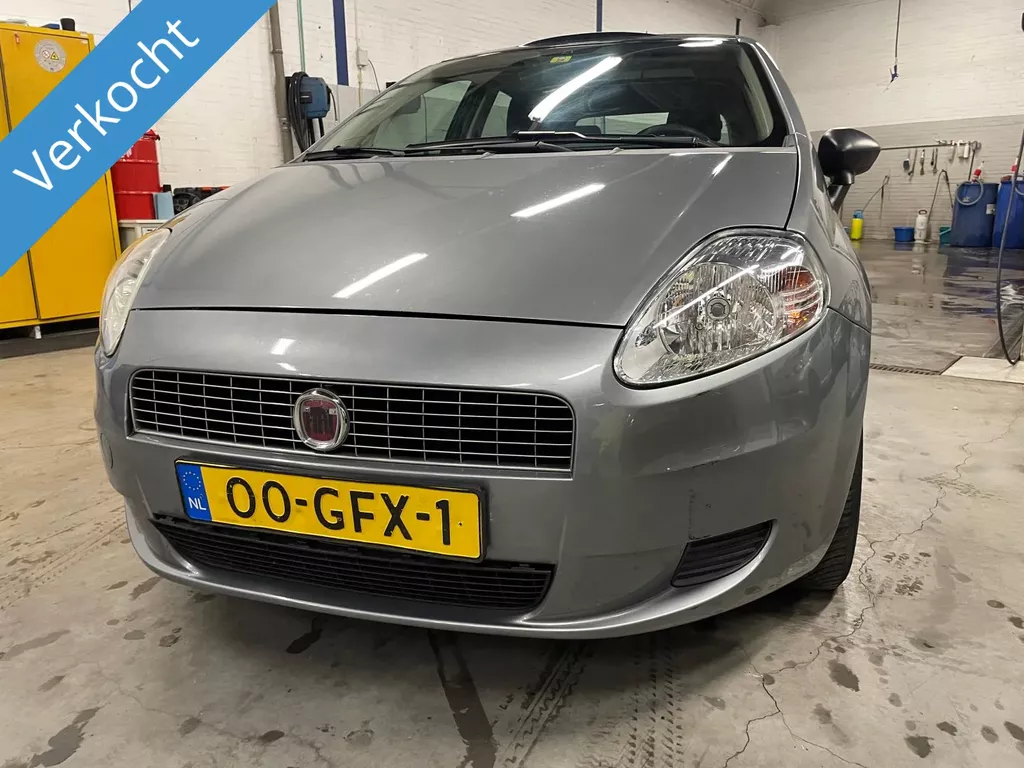 Fiat Grande Punto 1.4 Active AIRCO&amp;NAP&amp;PANO DAK