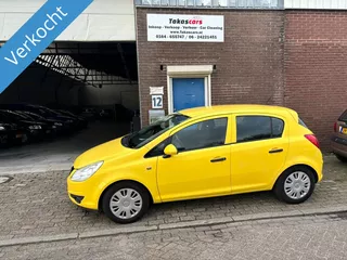 Opel Corsa 1.2-16V Essentia NETTE CORSA AIRCO&amp;RIJDT PERFECT...