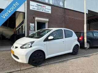 Toyota Aygo 1.0-12V Sport AIRCO &amp; JAAR APK &amp;ELEK&gt;RAMEN
