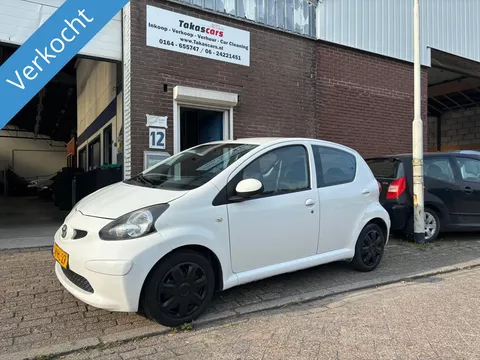 Toyota Aygo 1.0-12V Sport AIRCO &amp; JAAR APK &amp;ELEK&gt;RAMEN