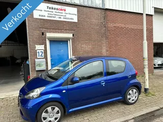 Toyota Aygo 1.0-12V + NETTE AYGO JAAR APK&amp;NAP&amp;NIEUWE KOPPELING
