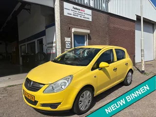Opel Corsa 1.2-16V Essentia JAAR APK &amp;AIRCO